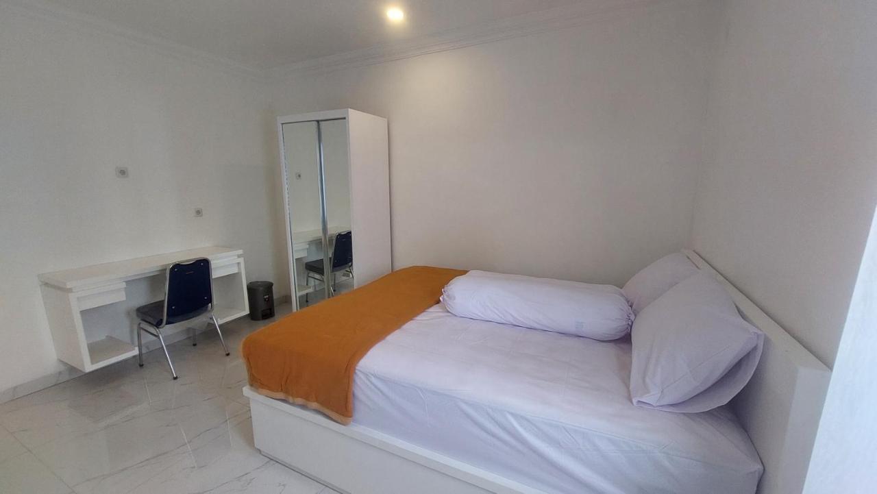 Hotel Wisma Mangurna Dolok Sanggul Extérieur photo